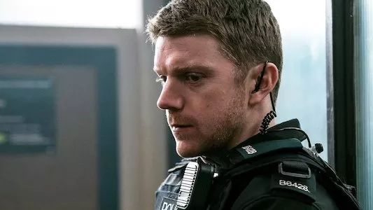 Poster del episodio 3 de Blue Lights online